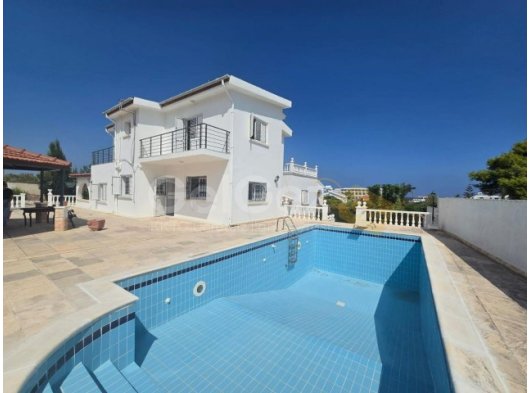 ÇATALKÖY'DE HAVUZLU VİLLA KİRALIK - 0533 820 2055
