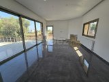 ÇATALKÖY'DE SATILIK HAVUZLU VİLLA - 0533 820 2055
