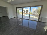 ÇATALKÖY'DE SATILIK HAVUZLU VİLLA - 0533 820 2055