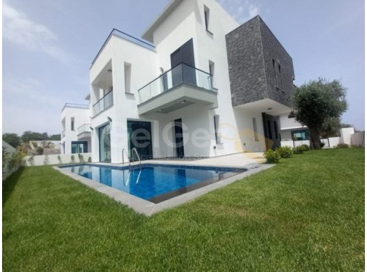 4 YATAK ODALI, HAVUZLU LÜKS VİLLALAR - 0533 820 2055