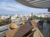 Girne Merkezde Kiralık Penthouse 1+1 Eşyalı Daire