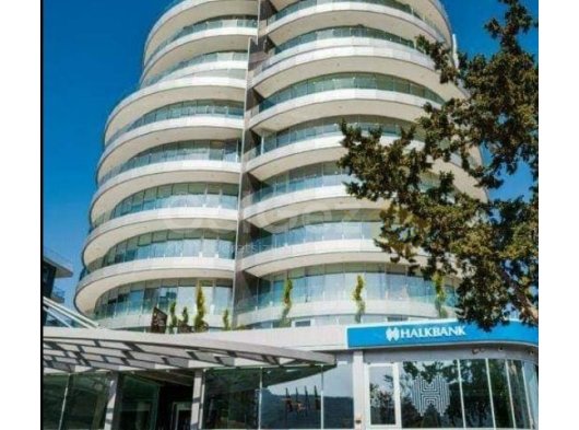 Girne Merkez’de, Gold Tower’da Kiralık Modern 2+1 Daire - 0533 820 2055