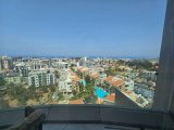 Girne Merkez’de, Gold Tower’da Kiralık Modern 2+1 Daire - 0533 820 2055