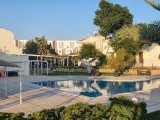 İSKELE BOĞAZTEPE TATIL SITESINDE SATILIK 2 YATAK ODALI IKIZ EV