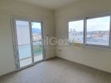 Küçük Kaymaklıda Satılık 3+1 Eşyasız Daire