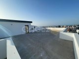 ALSANCAK'TA SATILIK ÇATI KATI VE ÇATI TERRASLI PENTHOUSE