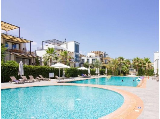 ALSANCAK COMPLEX NATURA'DA İKİ YATAK ODALI MOBİLYALI DAİRE