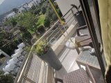 ALSANCAK'TA SATILIK BİR ARTI BİR DAİRE