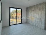 ALSANCAK'TA SATILIK ÇATI KATI VE ÇATI TERRASLI PENTHOUSE