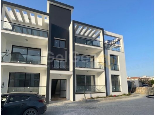 ALSANCAK'TA SATILIK ÇATI KATI VE ÇATI TERRASLI PENTHOUSE