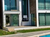 ALSANCAKTA FULL EŞYALI ORTAK HAVUZLU VİLLA