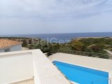 ÜÇ YATAK ODALI MOBİLYALI LÜKS SAHİLDEKİ DENİZ KENARI BUNGALOW