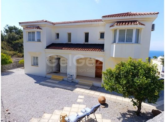 ÜÇ YATAK ODALI MOBİLYALI GOLF VİLLASI
