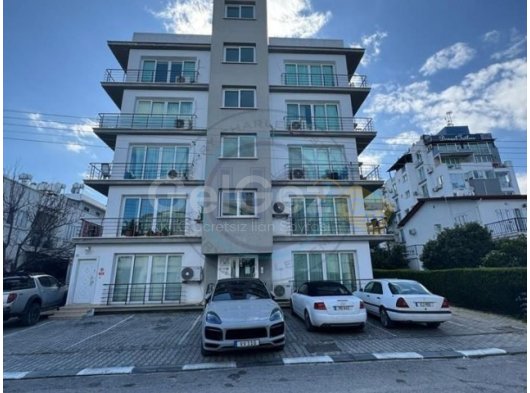 GİRNE MERKEZDE 3 YATAK ODALI SATILIK DAİRE