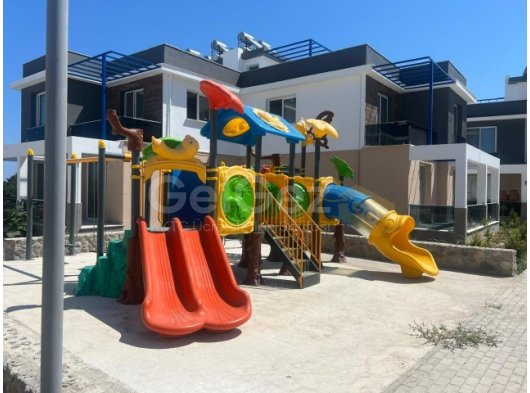 KARŞIYAKA KORDELYA PARK'TA 2+1 LÜKS DAİRE