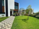 Satılık Villa-Karşıyaka, Girne