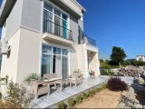 Lapta'da iki yatak odalı villa