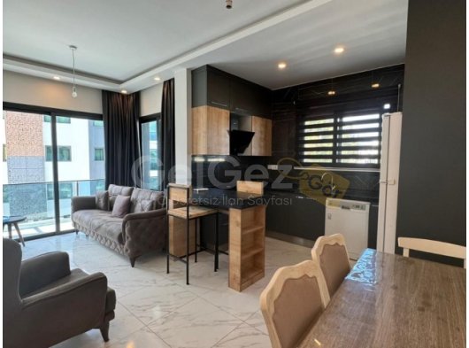Girne şehir merkezinde kiralık 1+1 lüks daire