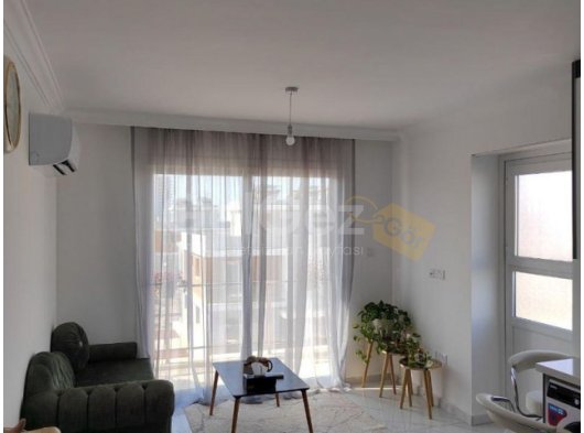 Kiralık 1+1 penthouse 400£ aidat 0 Royal Sun Elite sitesinde