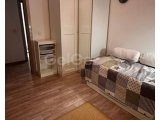 İskele'de denize yakın üç yatak odalı satılık daire