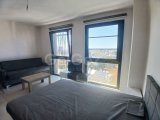Kiralık 1+0 Caddemde 350£ geniş 4 aylık peşin 1 komisyon 1 depozito