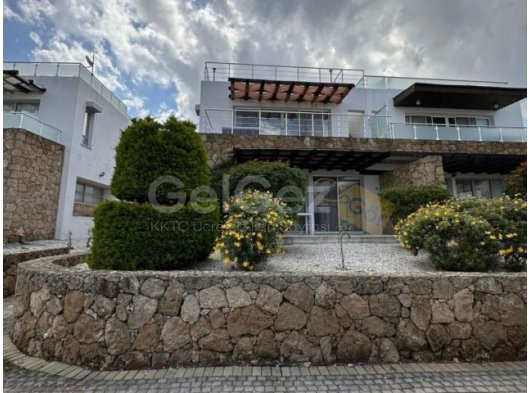 Tatlısuda 3 Yatak odalı satılık Penthouse