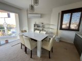 ALSANCAK ANAYOL ÜZERİNDE ÜÇ YATAK ODALI DAİRE