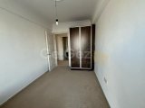 ALSANCAK ANAYOL ÜZERİNDE ÜÇ YATAK ODALI DAİRE