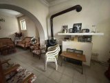 TEK KATLI İKİ YATAK ODALI GELENEKSEL KIBRIS EVİ