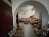 TEK KATLI İKİ YATAK ODALI GELENEKSEL KIBRIS EVİ