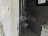 HAVUZLU SİTEDE ÜÇ YATAK ODALI EŞYALI DAİRE