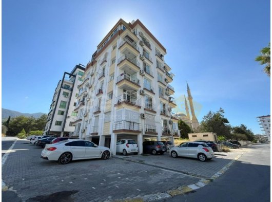 GİRNE MERKEZDE SATILIK TÜRK TAPULU ÜÇ YATAK ODALI DAİRE