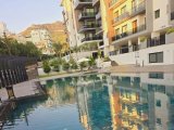 GİRNE MERKEZDE HER YERE ULAŞIMI KOLAY NEZİH BİR SİTEDE İKİ YATAK ODALI DAİRE