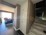 GİRNE MERKEZDE DAĞ VE DENİZ MANZARALI İKİ YATAK ODALI PENTHOUSE DAİRE