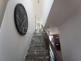 ÜÇ YATAK ODALI HAVUZLU VİLLA