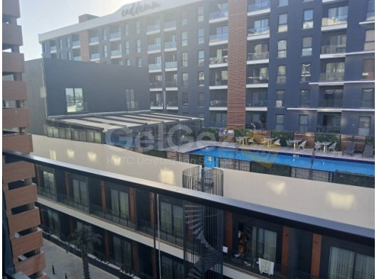 Kiralık 1+1 Caddemde 400£