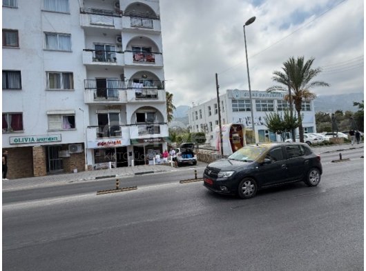 GIRNE MERKEZ DE KELEPIR TURK KOCANLI SATILIK 2+1
