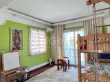 Kuzey Kıbrıs Çatalköy'de Havuzlu ve Arsalı Lüks 4+1 Villa