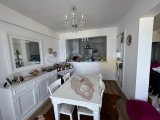 GİRNE MERKEZDE - DENİZ MANZARALI KİRALIK DAİRE