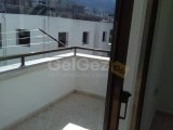 GİRNE MERKEZDE BAKIMLARI YENİ YAPILMIŞ 3+1 SATILIK DAİRE