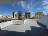 GİRNE MERKEZDE 2+1 PENTHOUSE