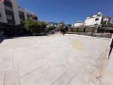 Fırsat Girne Merkezde Ana Yol Üstü, Yoğun Yaya ve Araç Trafiği, Çarşı İçi, Limana Yürüme Mesafesinde Harika Satılık Dükkanlar !