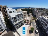 Fırsat Girne Merkezde Ana Yol Üstü, Yoğun Yaya ve Araç Trafiği, Çarşı İçi, Limana Yürüme Mesafesinde Harika Satılık Dükkanlar !