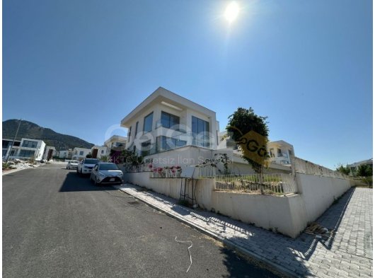 GİRNE / ÇATALKÖY – EFSANE KONUMDA, ARSA FİYATINA LÜKS VİLLA FIRSATI/+905338610484
