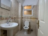 Girne Merkez, Belediye Yakınında Kiralık 3+1 Daire 750STG / +905338642003
