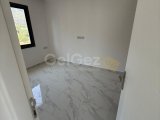 Girne Lapta, Oteller Bölgesinin üstünde Sıfır Satılık 2+1 ve 3+1 Daire 130.000 STG Başlayan Fiyatlar ile / +90533 881 09 02