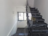 Girne/Ozanköy’de Dağ ve Deniz Manzaralı Sıfır 4+1 Lüks Villa / +905338610484