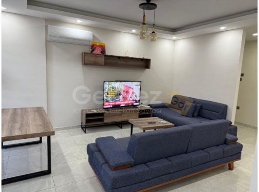 GİRNE MERKEZDE MOLTO VE GLORİA JEANS KARŞİNDA KİRALIK DAİRE 2+1 /800 STG/+90 539 114 7350