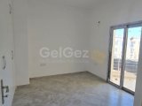 GİRNE ALSANCAK SATILIK GENİŞ BALKONLU DAİRE 2+1/105 000 STG/+905391147350