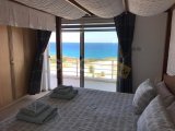 GİRNE BAHÇELİ SATILIK HAVUZLU VİLLA 3+1/315 000 STG/+90 5391147350